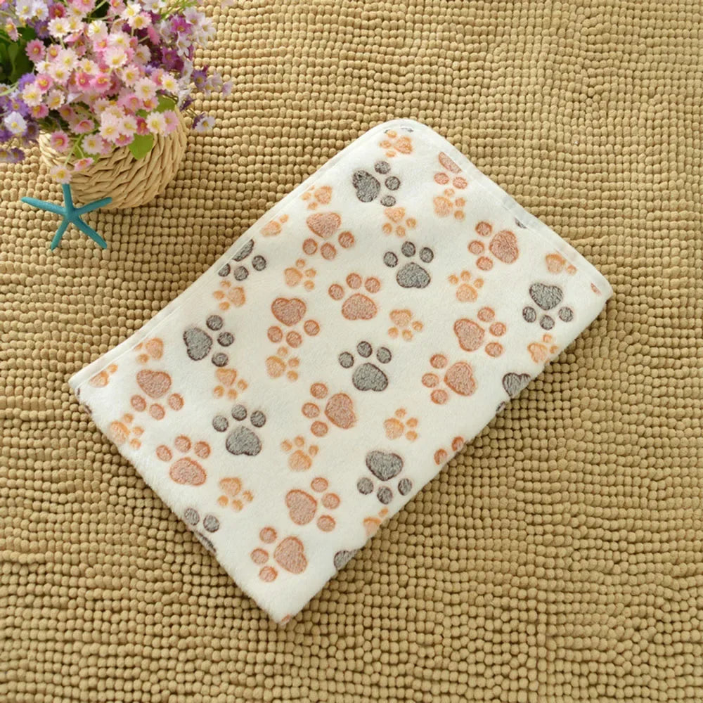 Soft Fluffy Sleeping Blanket for Dogs Comfortable Pet Blanket Cat Cover Warm Thin Fleece Puppy Bed Mat Sleep Sheet Pet Supplies
