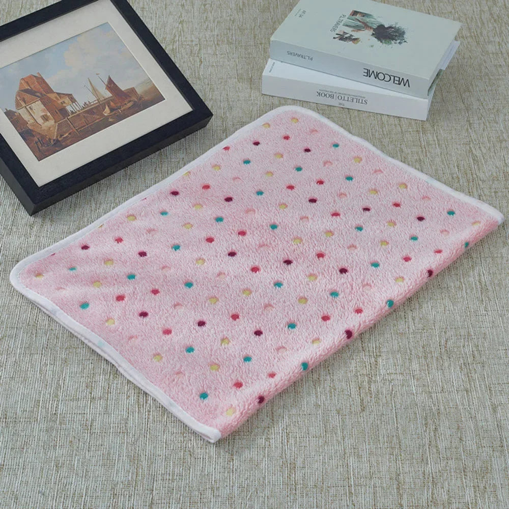 Soft Fluffy Sleeping Blanket for Dogs Comfortable Pet Blanket Cat Cover Warm Thin Fleece Puppy Bed Mat Sleep Sheet Pet Supplies