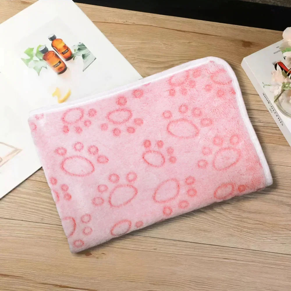 Soft Fluffy Sleeping Blanket for Dogs Comfortable Pet Blanket Cat Cover Warm Thin Fleece Puppy Bed Mat Sleep Sheet Pet Supplies