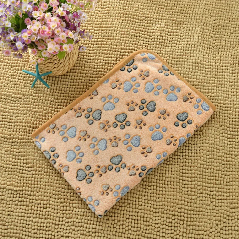 Soft Fluffy Sleeping Blanket for Dogs Comfortable Pet Blanket Cat Cover Warm Thin Fleece Puppy Bed Mat Sleep Sheet Pet Supplies