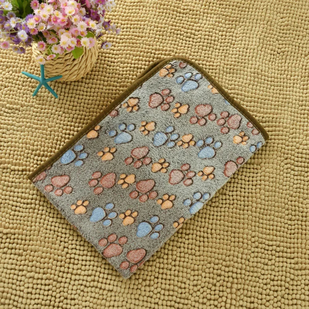 Soft Fluffy Sleeping Blanket for Dogs Comfortable Pet Blanket Cat Cover Warm Thin Fleece Puppy Bed Mat Sleep Sheet Pet Supplies