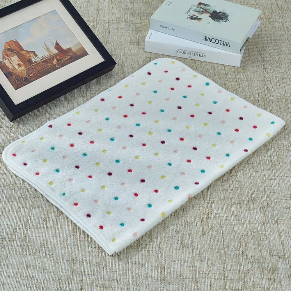 Soft Fluffy Sleeping Blanket for Dogs Comfortable Pet Blanket Cat Cover Warm Thin Fleece Puppy Bed Mat Sleep Sheet Pet Supplies